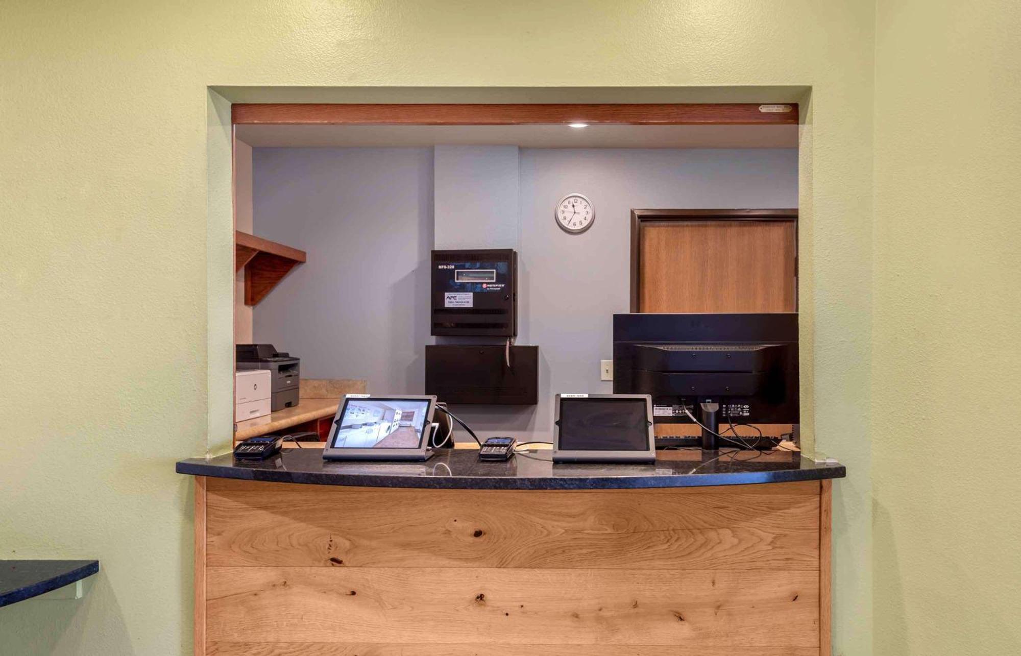 Extended Stay America Select Suites - Colorado Springs - Airport Eksteriør billede